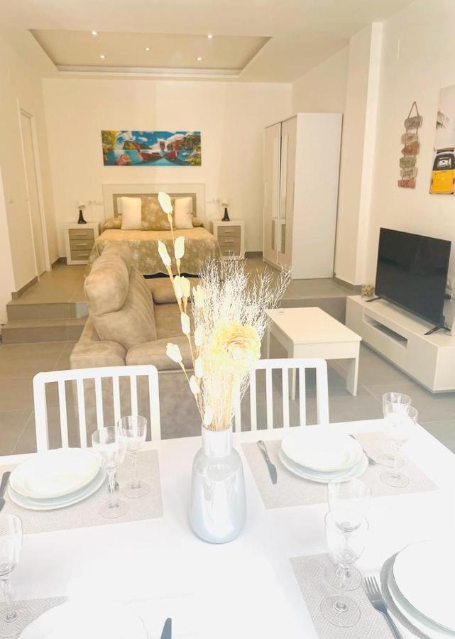 Apartamento Alhucemas Playa Málaga Exteriör bild